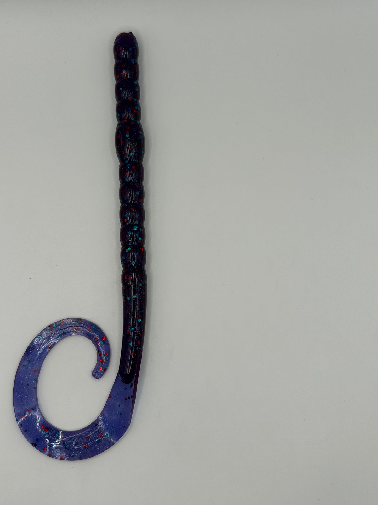 10" Curl Tail Worm – Okie Red